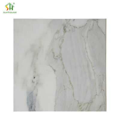 4x8 メラミンの複合板 ユーカリの木材コア オーダーメイド 家具用 木材シート