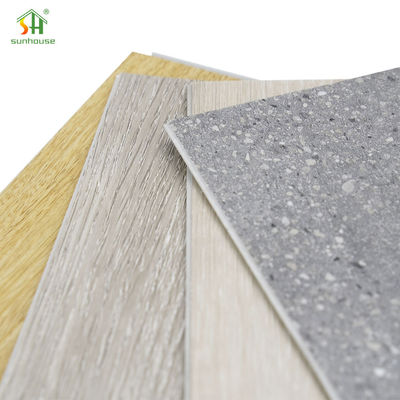 高級ビニール SPC クリック 床 / SPC 硬いコア 高級ビニール 床 オフィス用