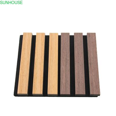 良い価格 Modern Design Natural Veneer Oak Polyester Acoustic Slat Wall Panel Wooden Decorative Panel for Living Room Graphic Solution オンライン
